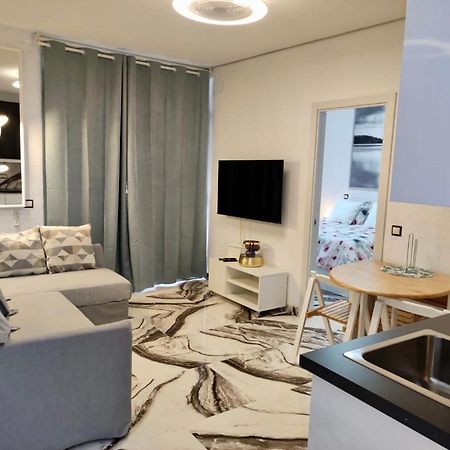 2 Bedrooms Flat + Balcony + Parking At Las Canteras Beach Las Palmas de Gran Canárias Exterior foto